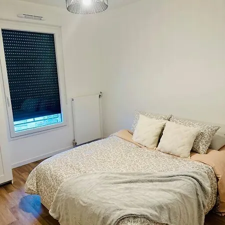 Spacieux Et Calme 20 Min Champs Elysee Apartment Pierrefitte-sur-Seine